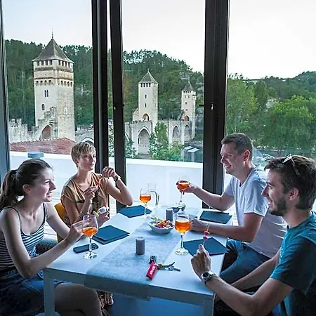 Hi * Cahors